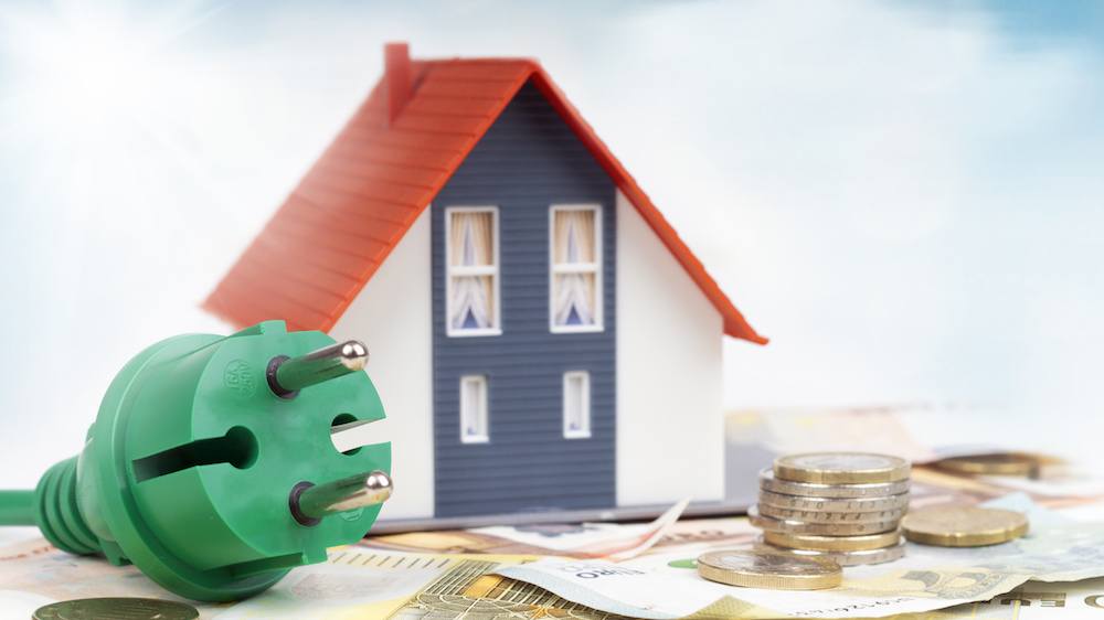 8 quick tips to reduce your electricity bills